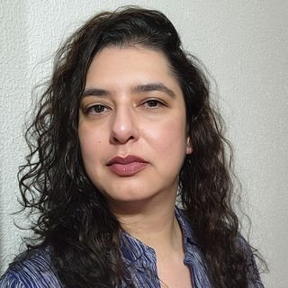 Dra. Claudia Siqueira Tufano