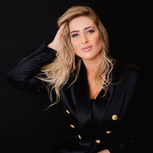Dra. Daiane Farinon