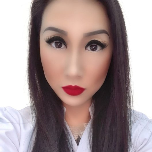 Dra. Alessandra Yurie Tokumoto