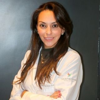 Dra. Carolina de Andrade Melo e Souza