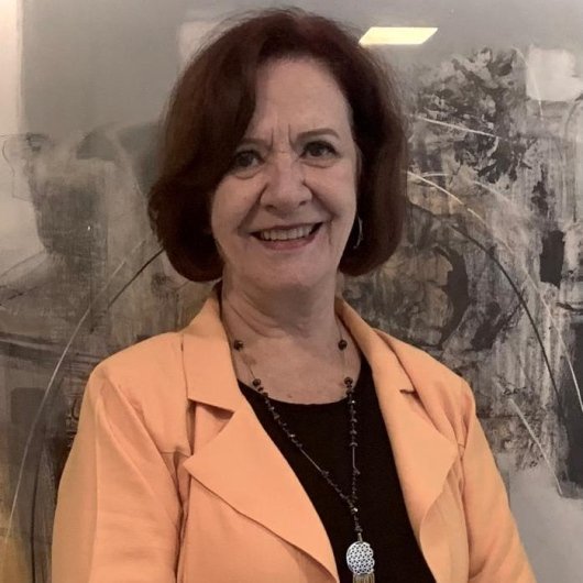 Dra. Regina Berard