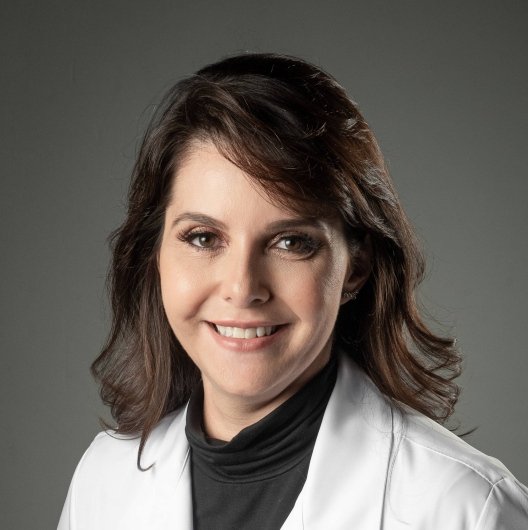 Dra. Isabella Mendonça Alvarenga