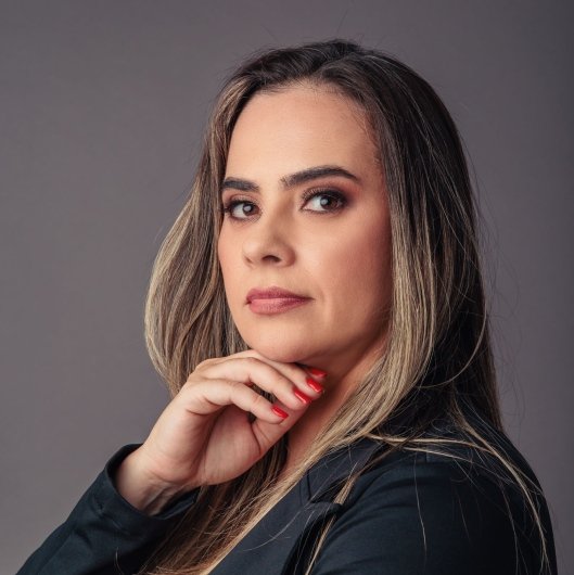 Valéria Faria Tavares