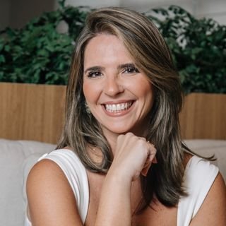 Dra. Beatriz Saraiva