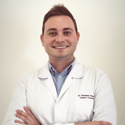 Dr. Fernando Wolquind