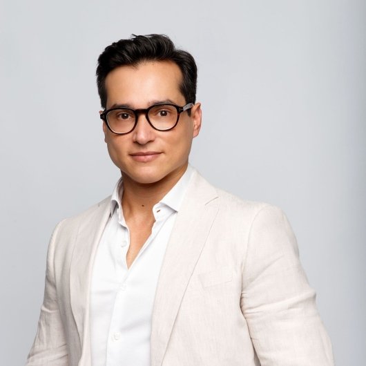 Dr. Diogo Dias