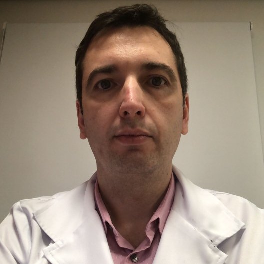 Dr. Carlos Eduardo Faria Silva