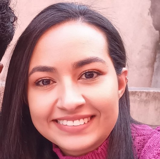 Prof. Aline Rodrigues de Souza