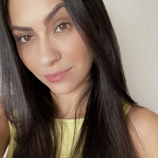 Dra. Amanda Paz