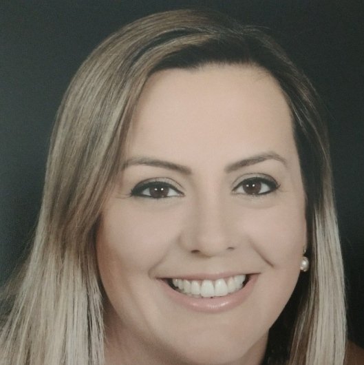 Dra. Paola Medeiros