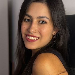 Lara Maciel Silveira