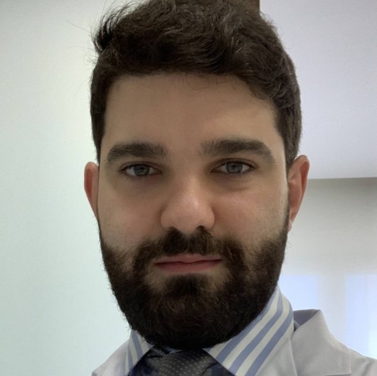 Dr. Henrique Trombini Pinesi