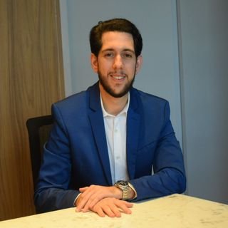 Dr. Daniel Castelo Rocha