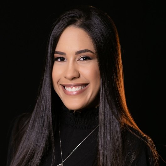 Dra. Juliana Soares