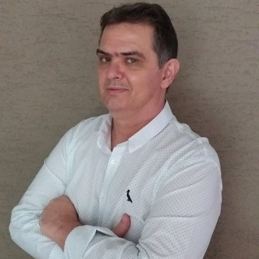 Dr. Cassio Nunes Ribeiro