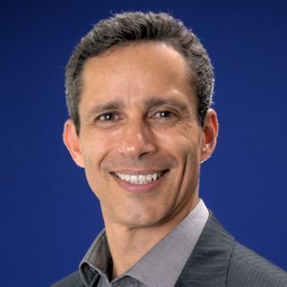 Dr. Heleno Paes