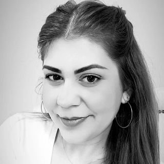 Dra. Viviane Soares Nascimento