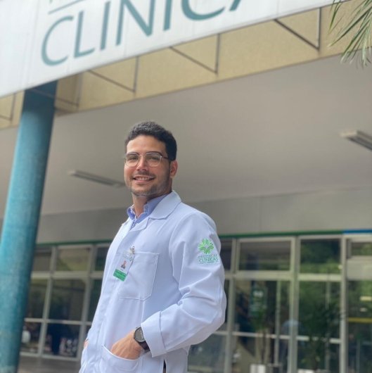 Dr. Alef Alves Lemos