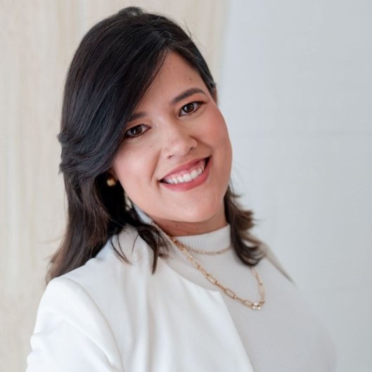 Dra. Patrícia Caldas