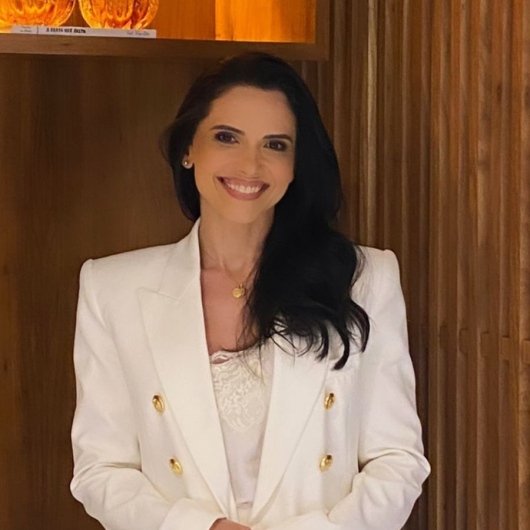 Dra. Marcela Queiroz Lopes De Melo Martins