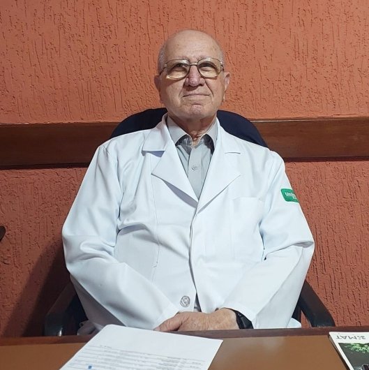 Dr. Roberto Tarpinian