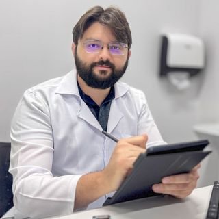 Dr. Erick Lima