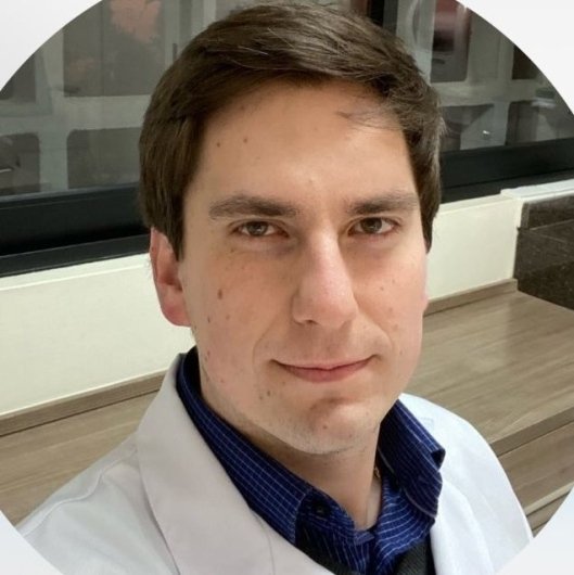 Dr. Eduardo Suss Ceccon Ribeiro
