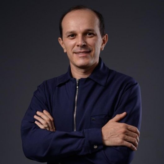 Dr. Jonas Guimarães