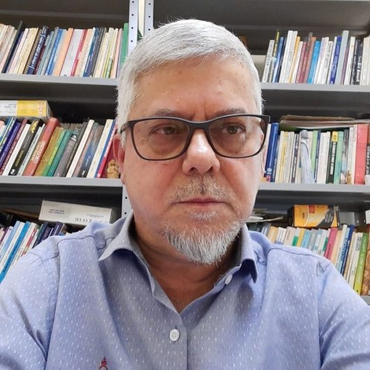 Dr. Marcos Mundim