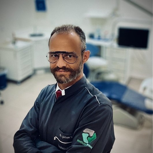 Dr. Gleisson Tel