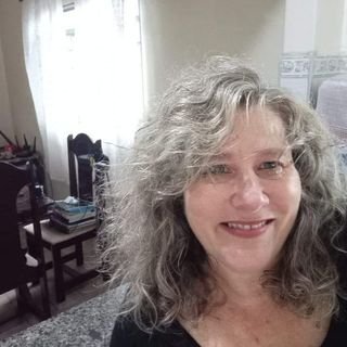 Elisabete Machado de Oliveira