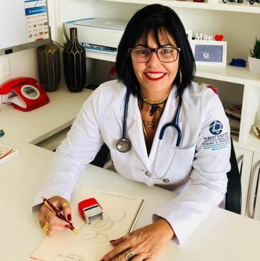 Dra. Erika Barcia Alves