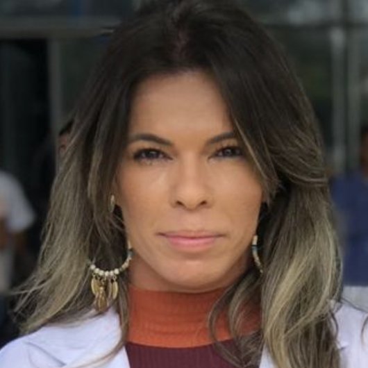 Dra. Jamylle Marla De Souza Santana