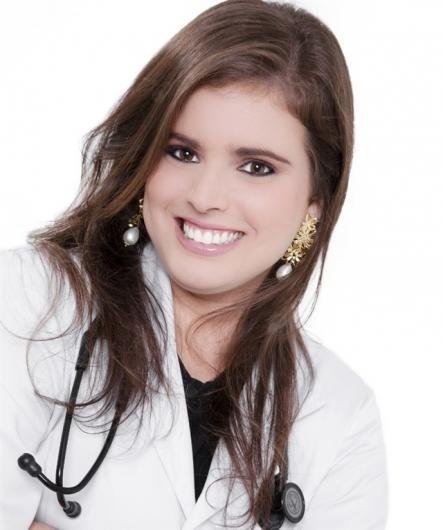Dra. Clarissa Pontes