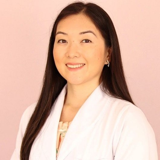 Dra. Gabriela Massume Ichiba