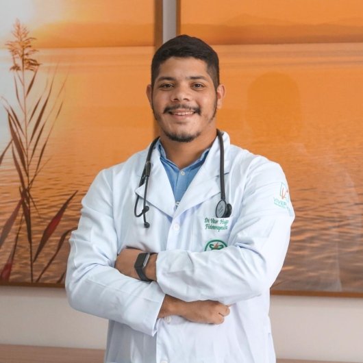 Dr. Victor Hugo Lopes Neves do Nascimento