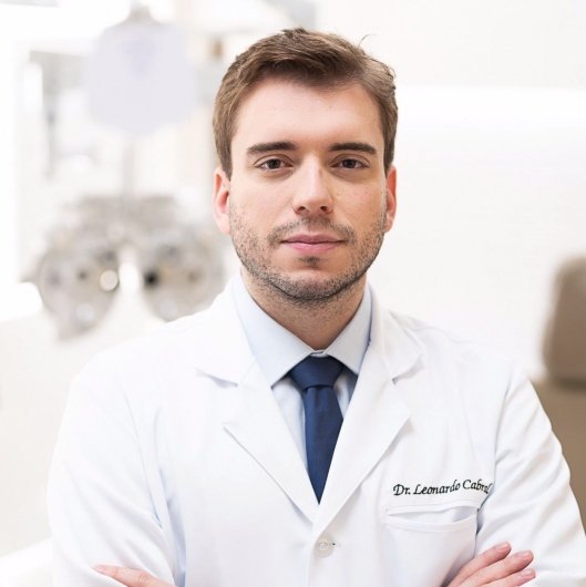 Dr. Leonardo Cabral