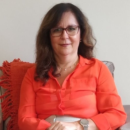 Mônica Santarelli