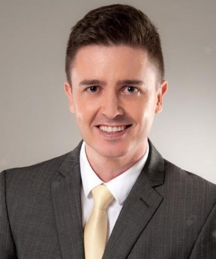 Dr. Ricardo Hubner