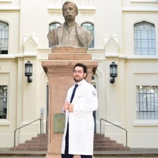 Dr. Bruno Macedo de Sousa