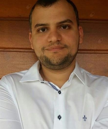 Dr. Lucas Medeiros de Mesquita