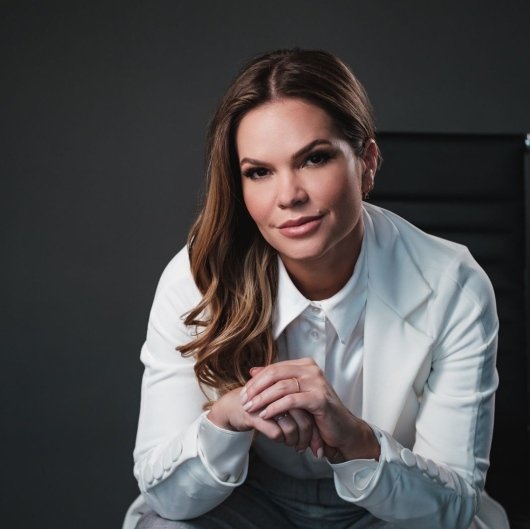 Dra. Yara Fernanda De Souza Neto