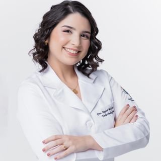 Dra. Tayná Milfont Sá