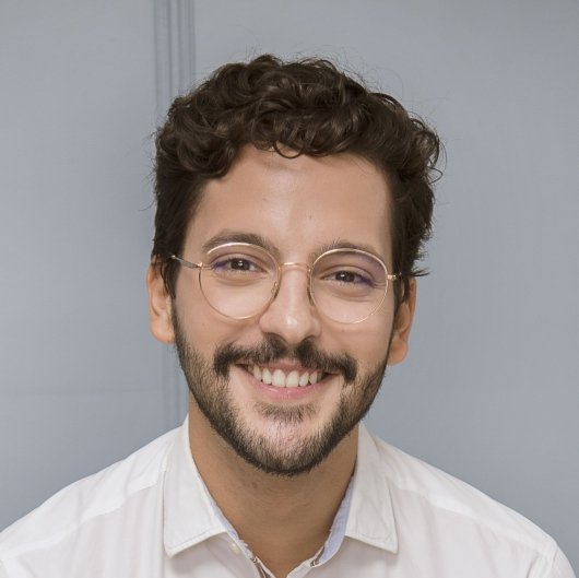 André Bione
