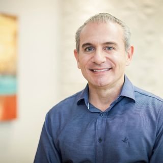 Dr. Gilson Mariano