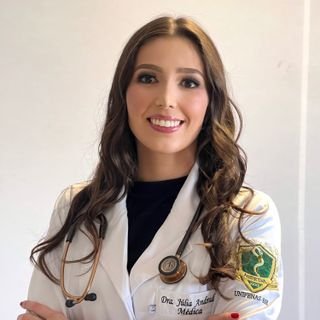 Dra. Júlia Faria Andrade