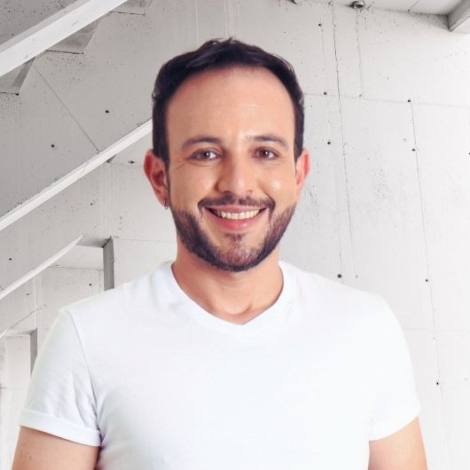 Dr. Tiago Carvalho