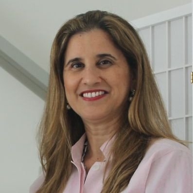 Dra. Flavia Carvalho S Lira