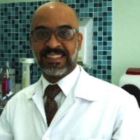 Dr. Bruno César