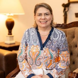 Dra. Patrícia Coral
